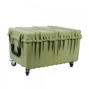 866045 large transport case with four wheels